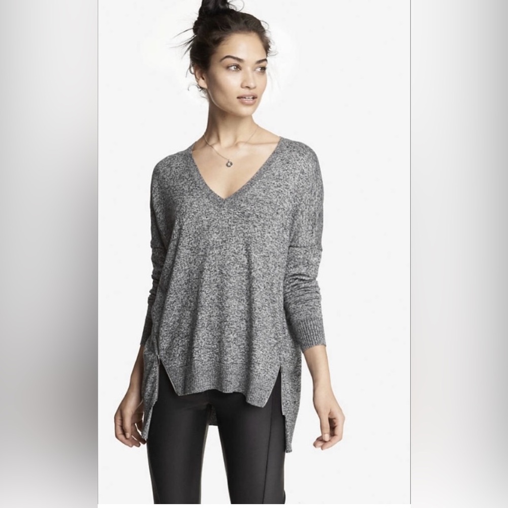 Express Gray White Marbled V Neck Sweater, High Low Hem, Zipper Detail, Medium